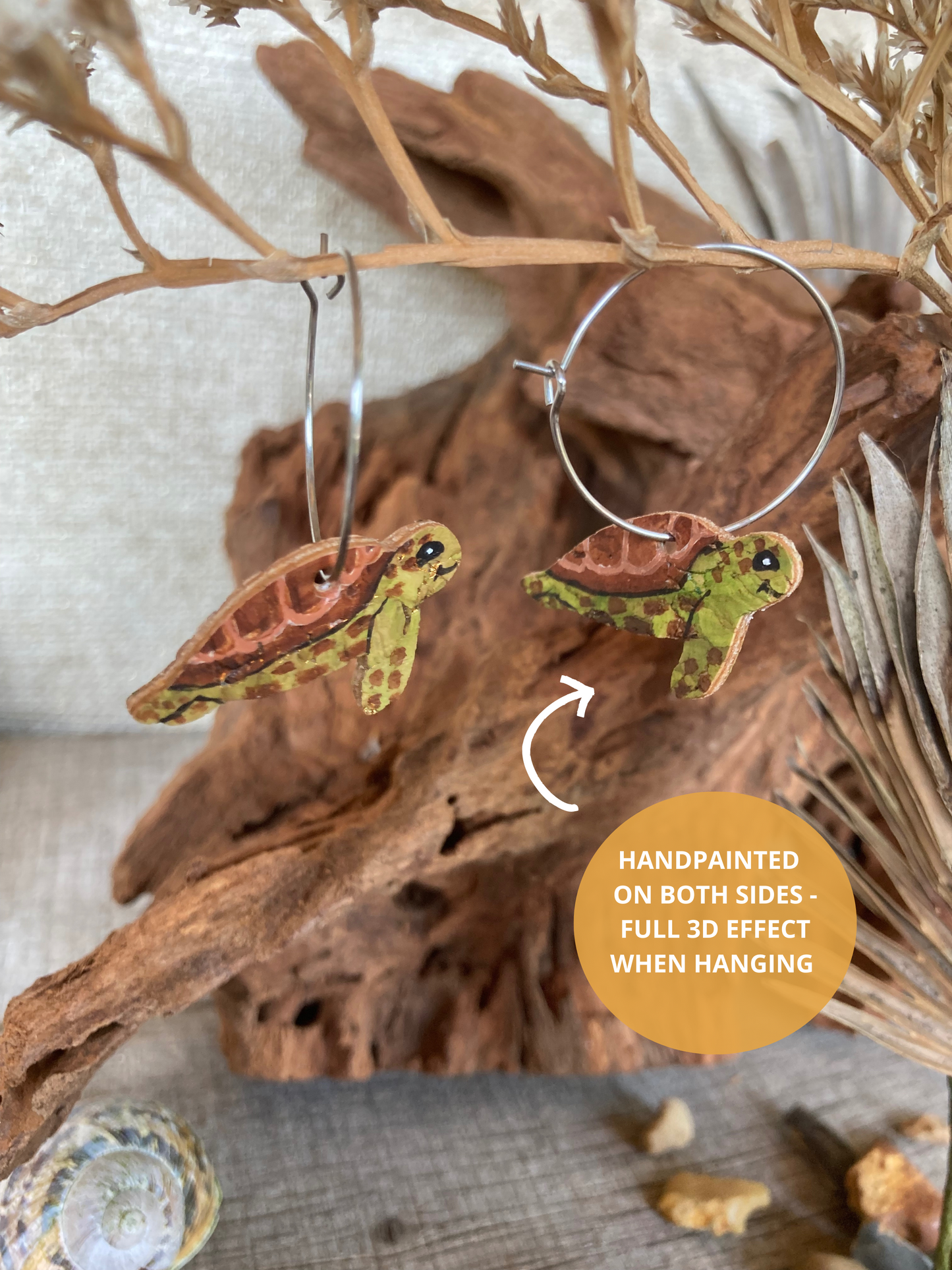 Infographic highlighting the fact the earrings are double sided